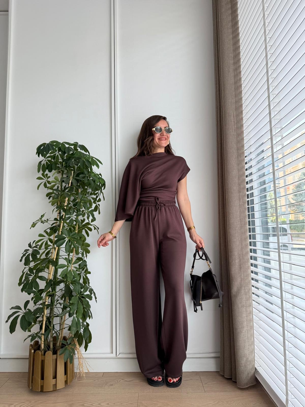 Kahve rengi Modal Kumaş Yarasa Kol Bluz Pantolon Takım 3530