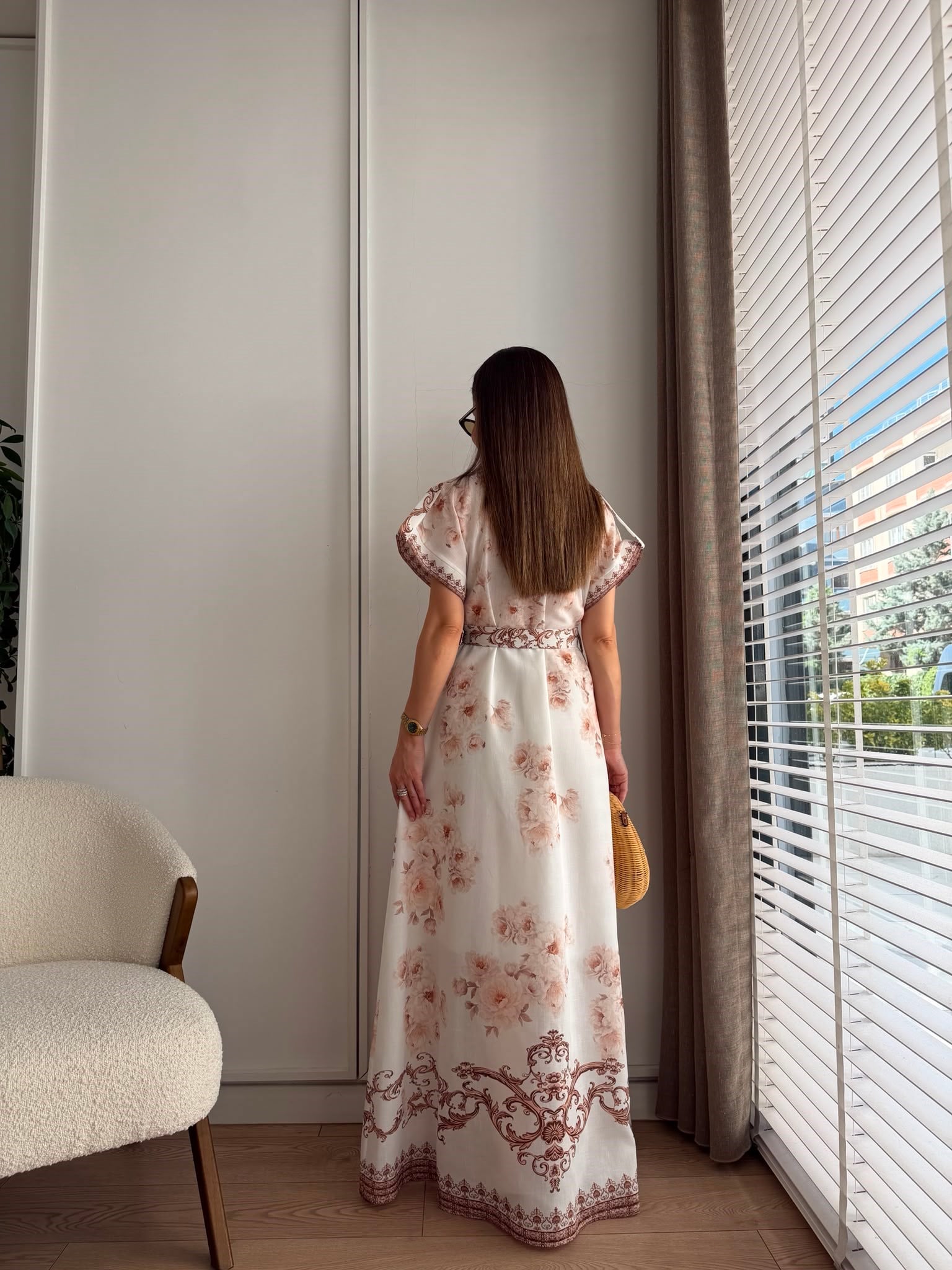 Kahve rengi Omuz Apoletli Kemerli Midi Boy Elbise 7988