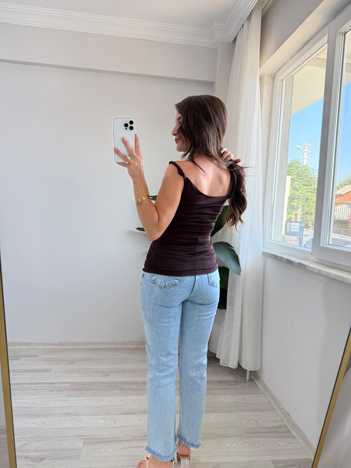 Kahve rengi Omuz Detaylı Yan Drapeli Bluz 251031