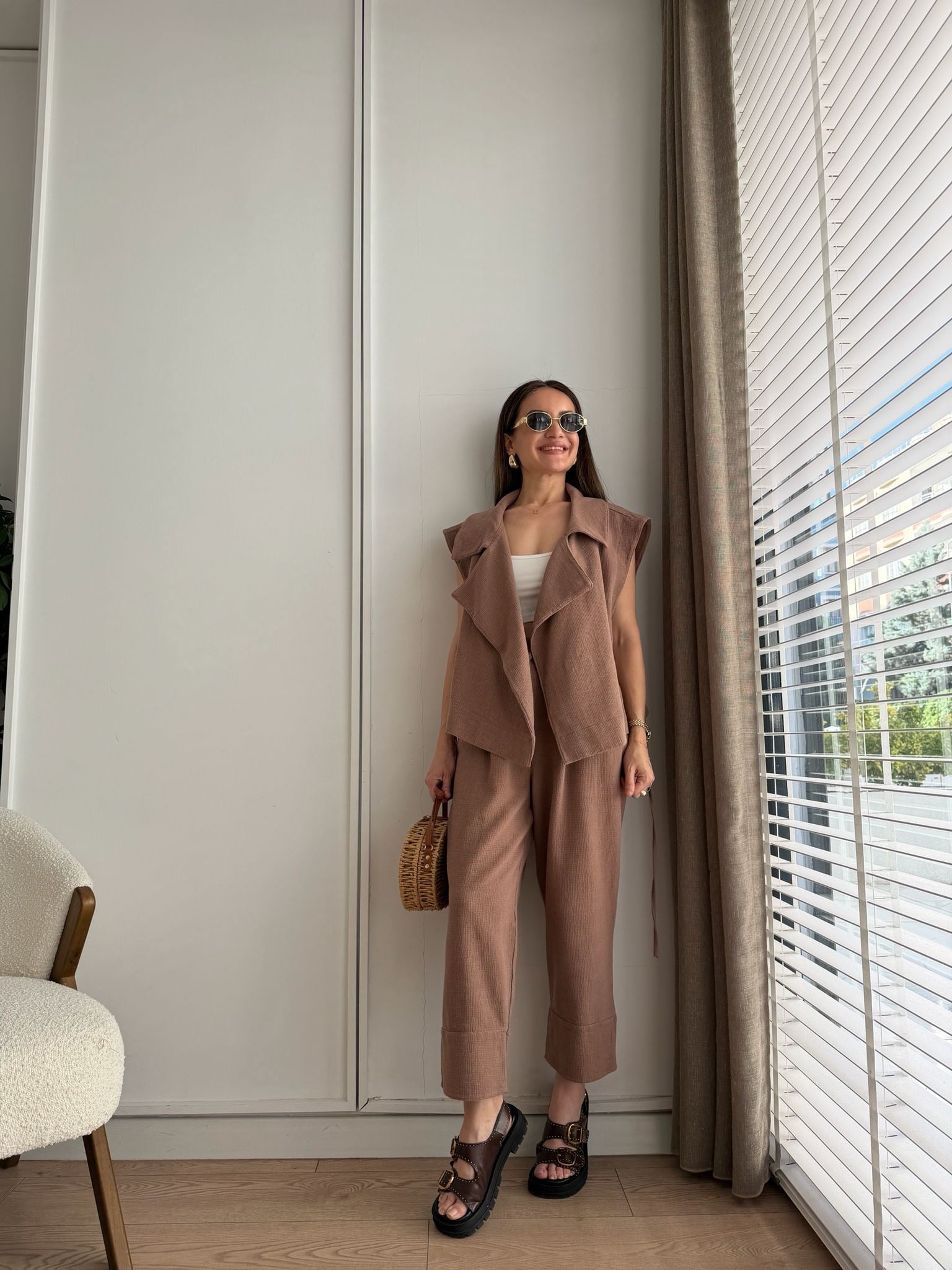 Kahve rengi Ön Bağlamalı Yelekli Keten Takım 1597