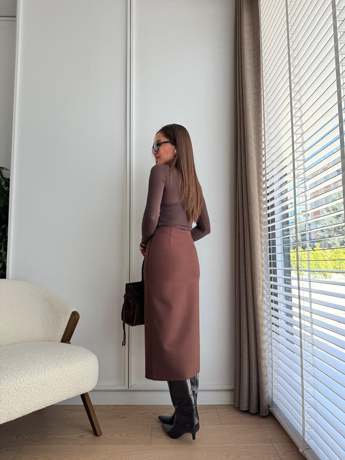 Kahve rengi Önü Yırtmaç Detaylı Kalem Etek 4866