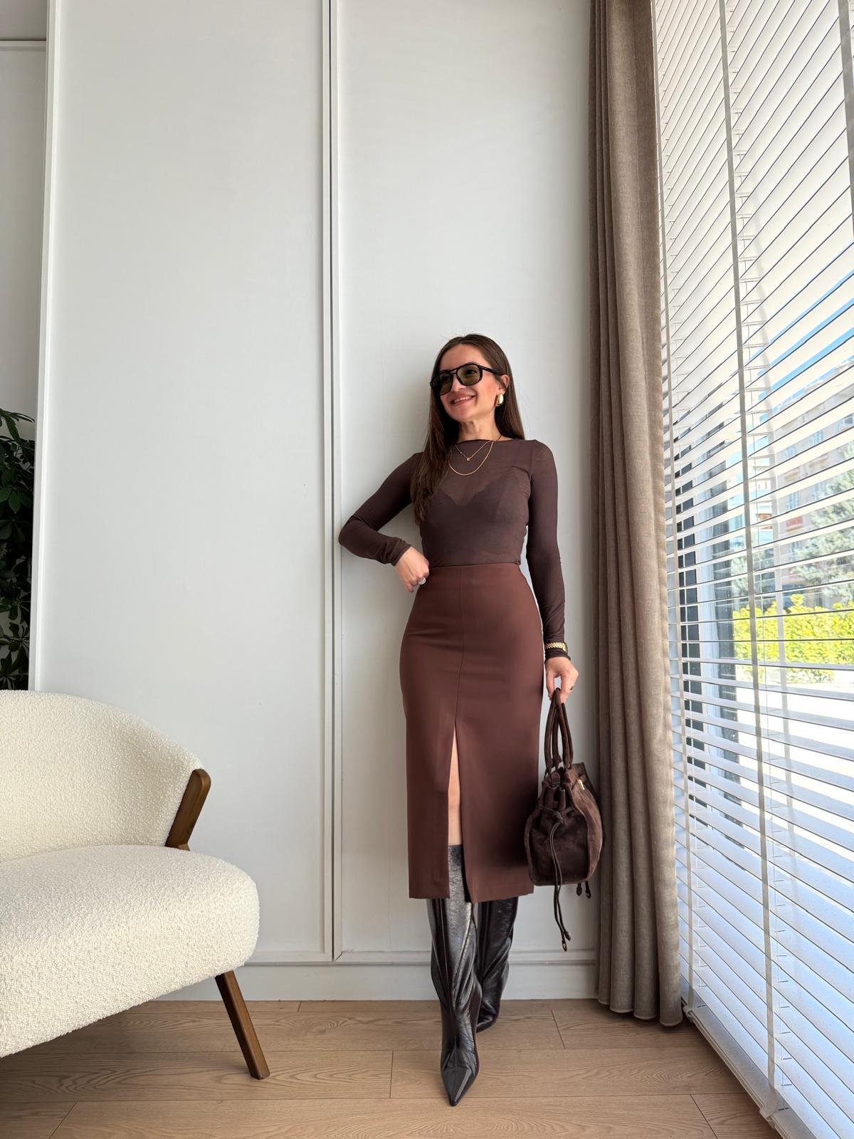 Kahve rengi Önü Yırtmaç Detaylı Kalem Etek 4866