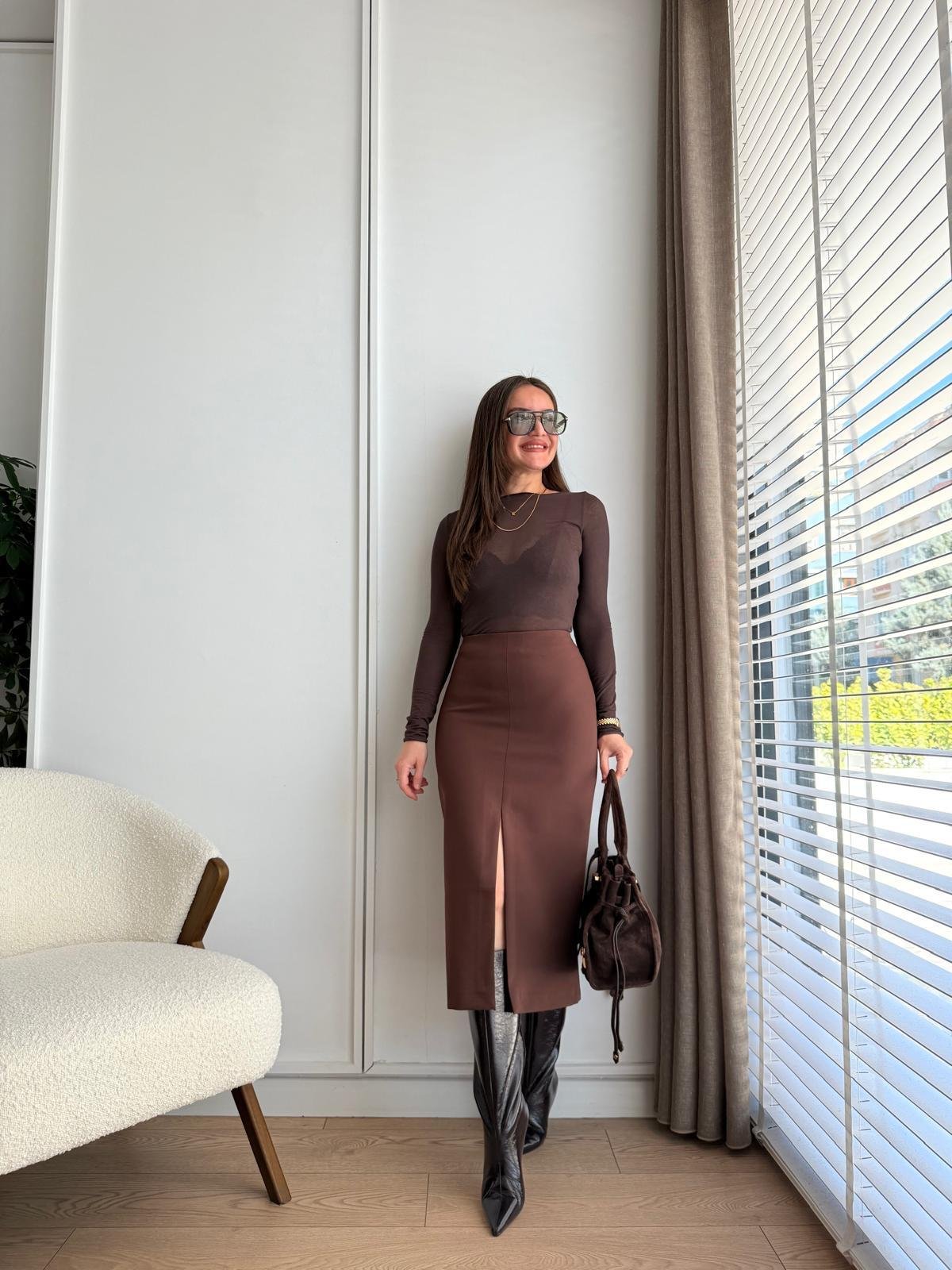 Kahve rengi Önü Yırtmaç Detaylı Kalem Etek 4866