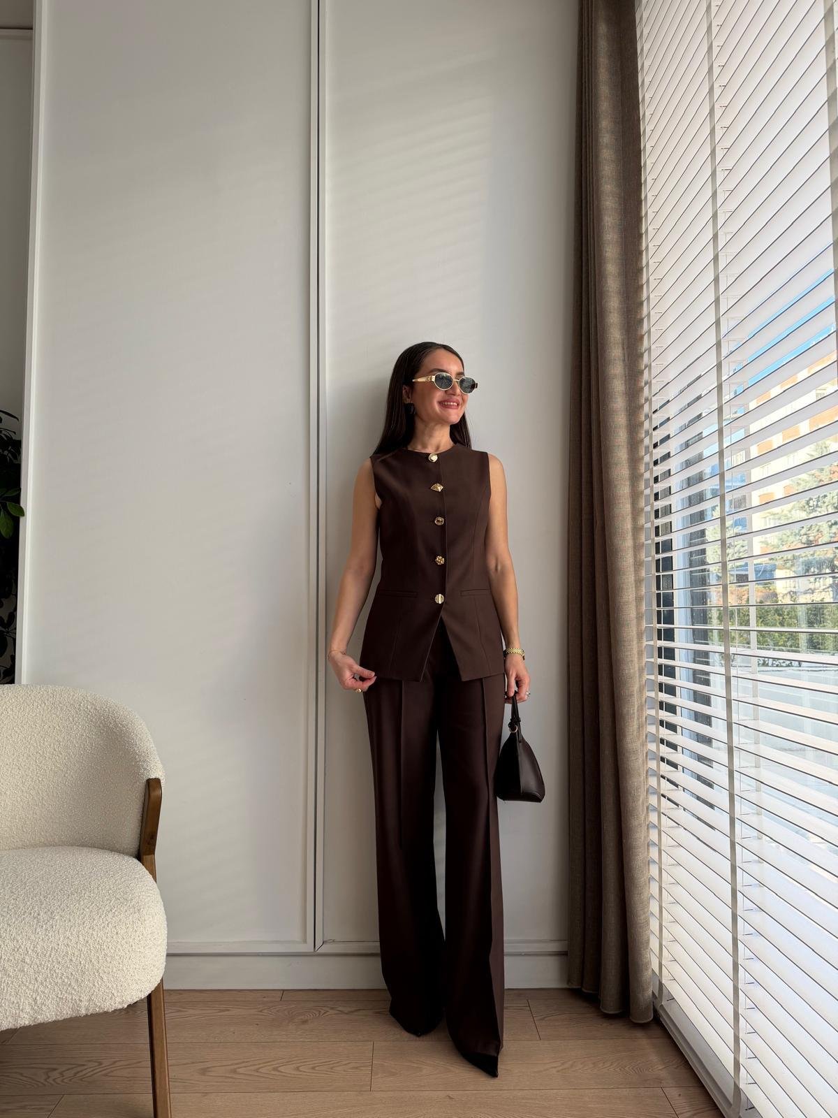 Kahve rengi Premium Seri Düğme Detaylı Yelekli Takım 9193