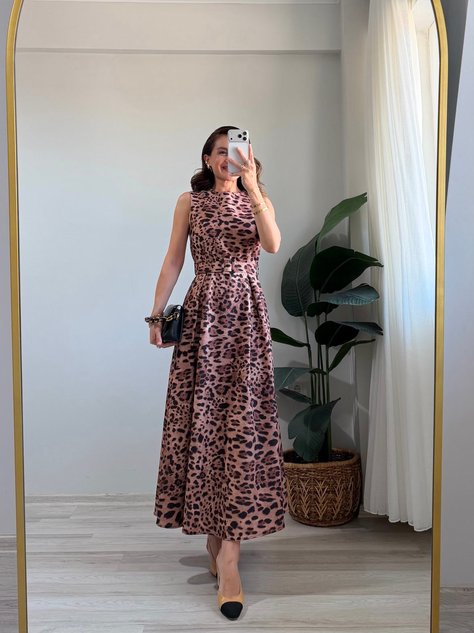 Kahve rengi Sıfır Kol Kemerli Leopar Elbise 4124