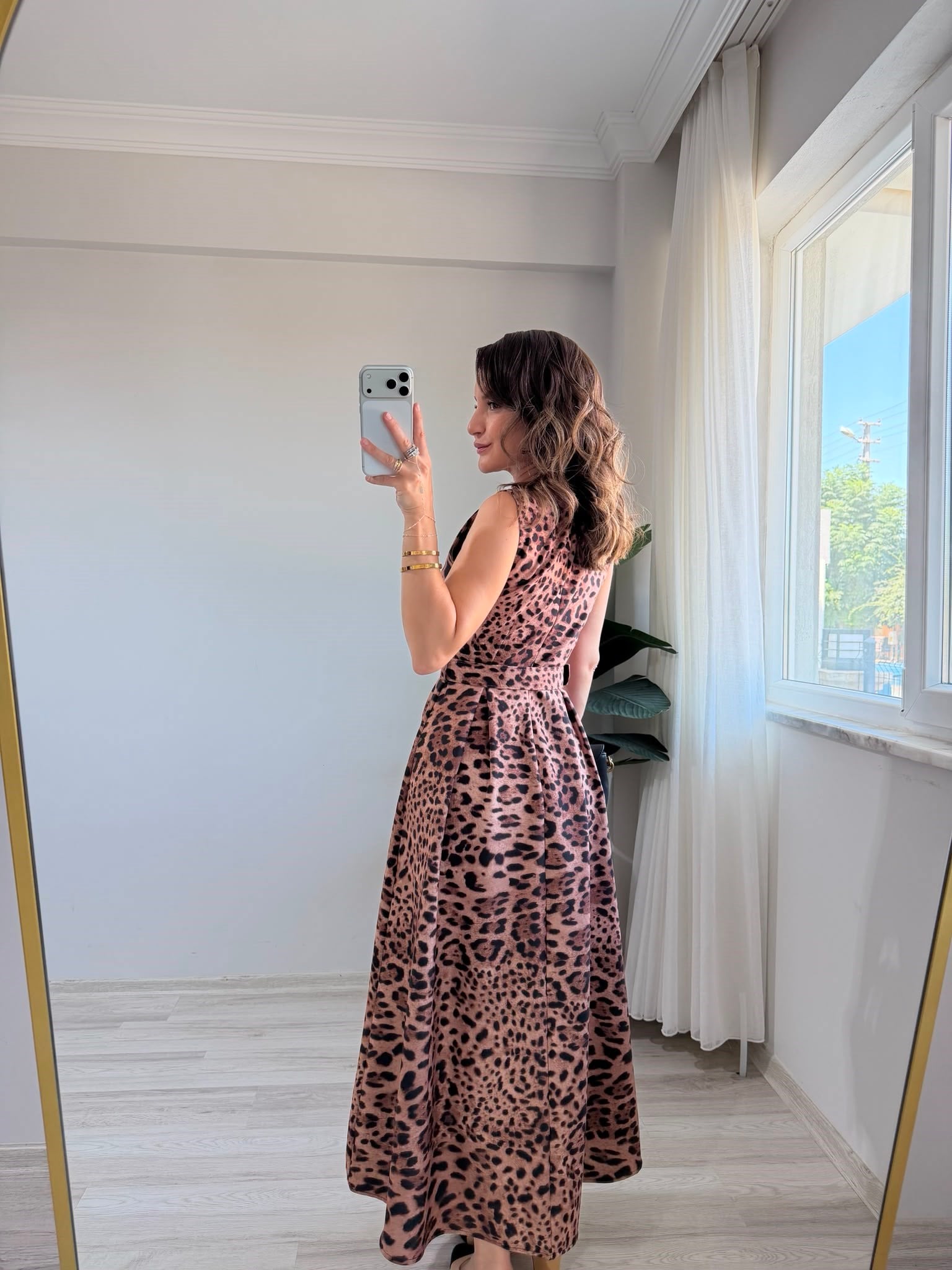 Kahve rengi Sıfır Kol Kemerli Leopar Elbise 4124