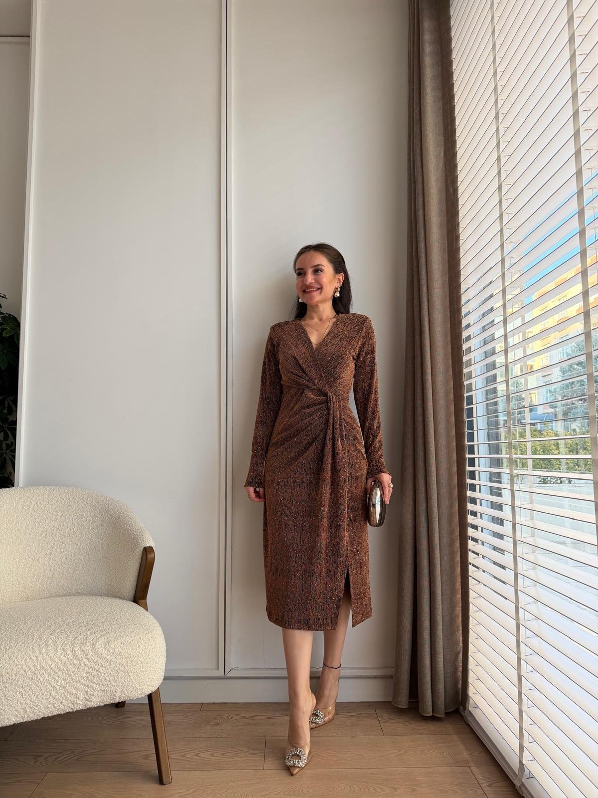 Kahve rengi Taşlı Sim Geçişli Midi Boy Elbise 2699