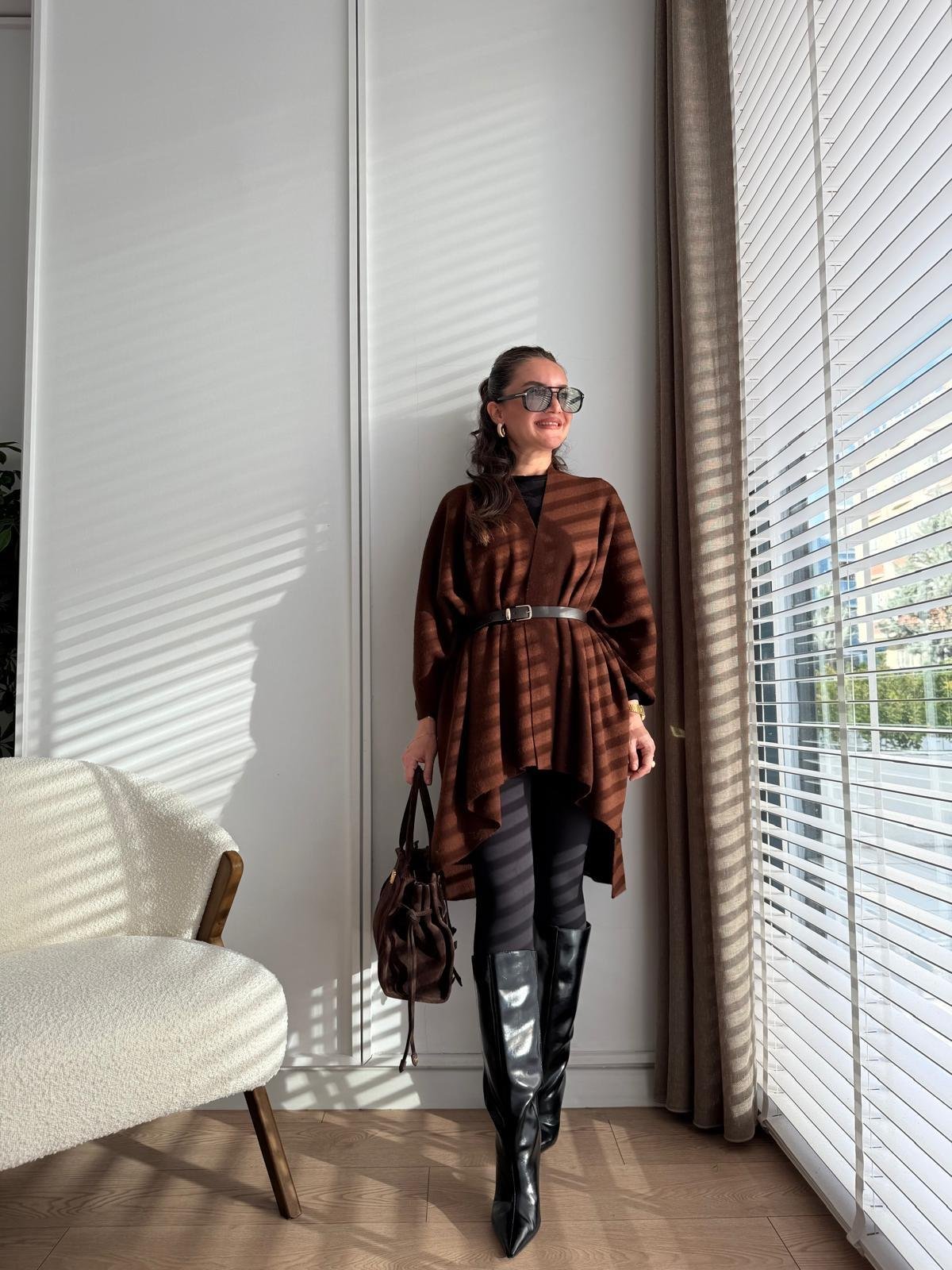Kahve rengi Triko Kemerli Uzun Panço 36840