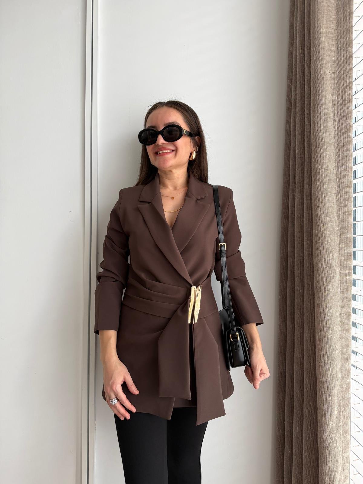 Kahve rengi Vatkalı Bağlama Detaylı Blazer Ceket 0767