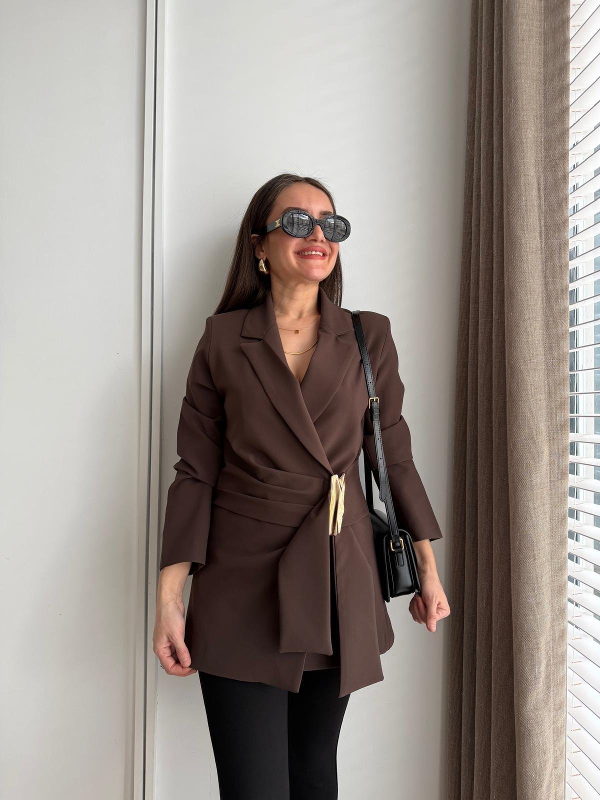 Kahve rengi Vatkalı Bağlama Detaylı Blazer Ceket 0767