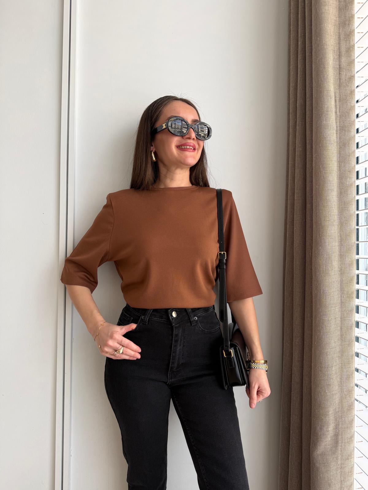 Kahve rengi Vatkalı Kısa Kol Tshirt 1431