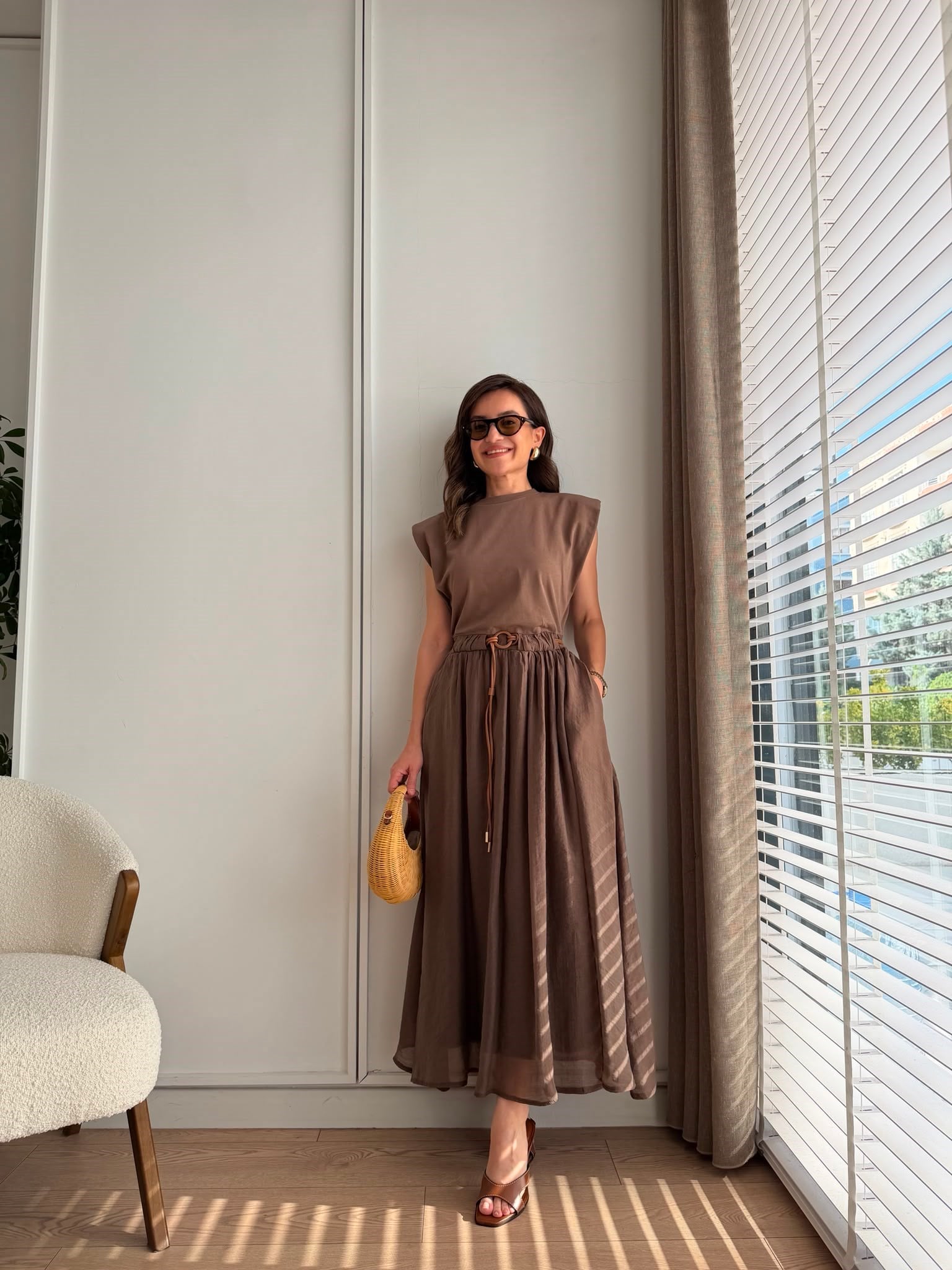 Kahve rengi Vatkalı Tshirt Detaylı Tensel Elbise 0103