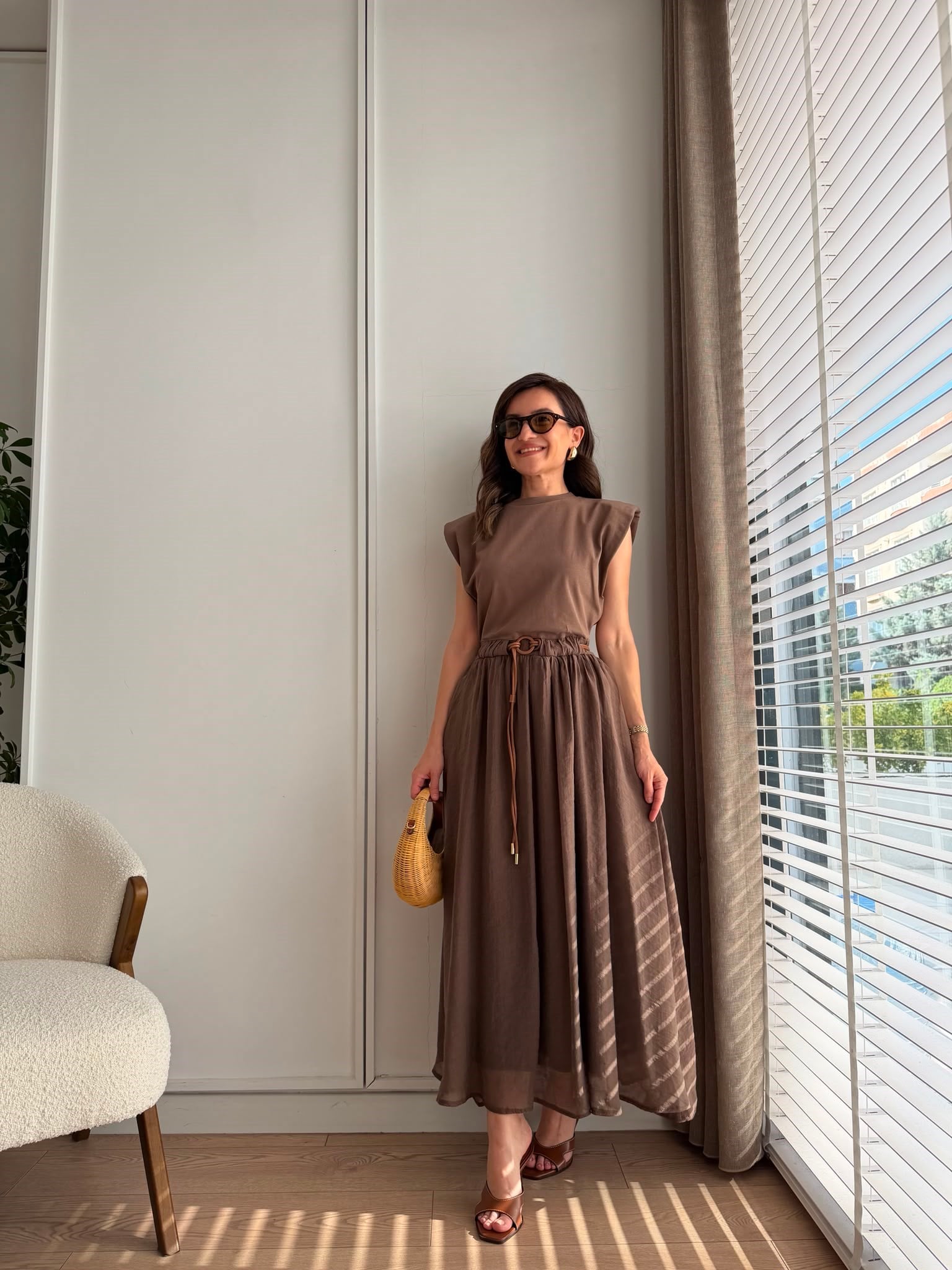 Kahve rengi Vatkalı Tshirt Detaylı Tensel Elbise 0103