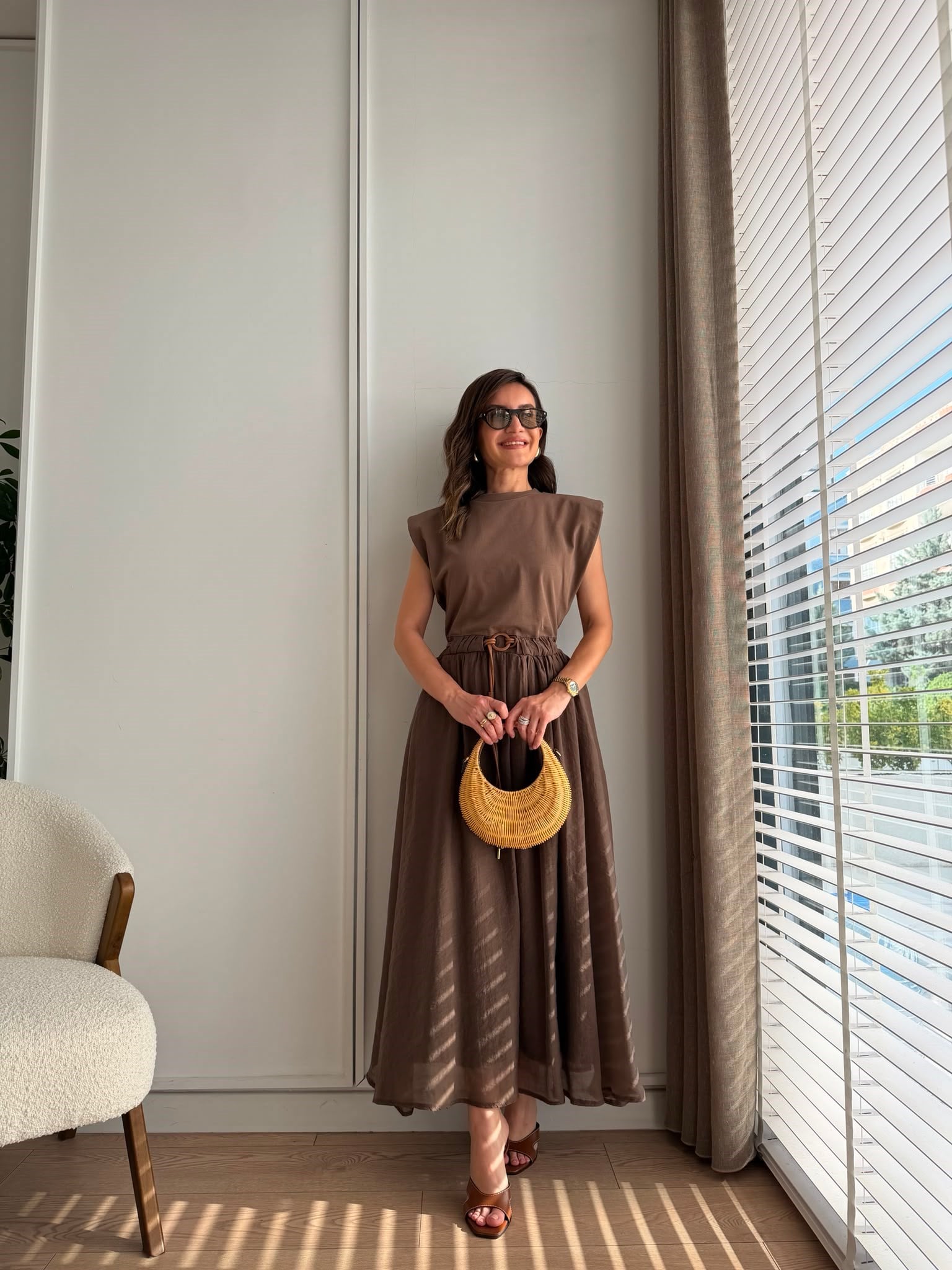 Kahve rengi Vatkalı Tshirt Detaylı Tensel Elbise 0103