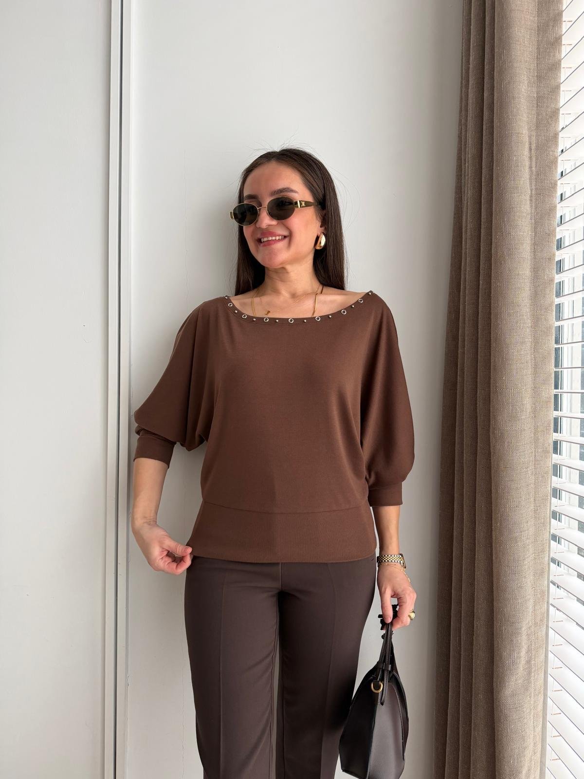 Kahve rengi Zımba Detaylı Yarasa Kol Bluz 22792