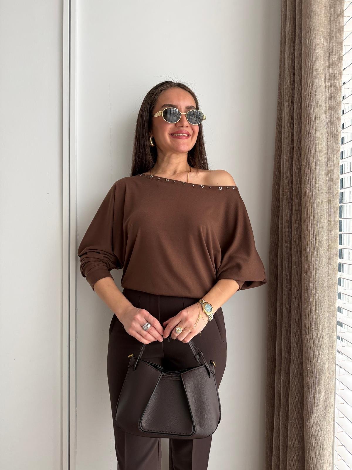 Kahve rengi Zımba Detaylı Yarasa Kol Bluz 22792