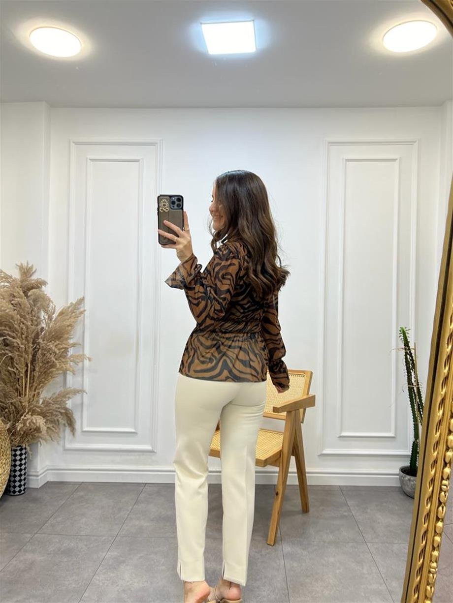 Kahve Siyah Zebra Desenli Önden Bağlamalı Bluz 28112
