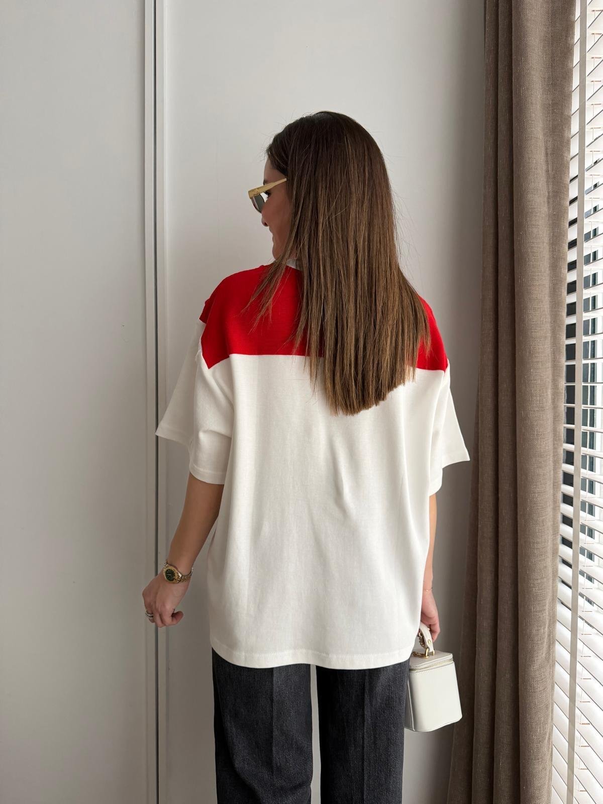 Kırmızı Atkı Detaylı Kısa Kol Tshirt 580688