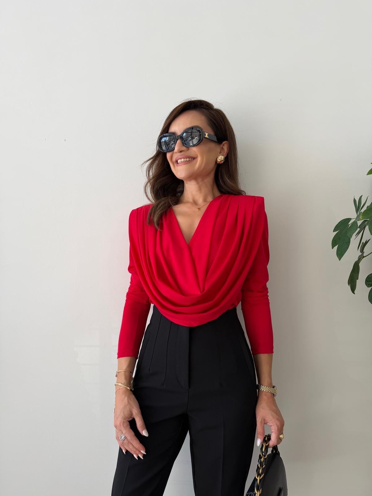 Kırmızı Degaje Yaka Bluz 261274