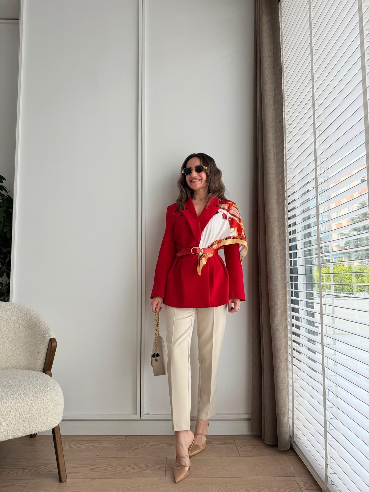 Kırmızı Kemerli Fular Detaylı Blazer Ceket 6337
