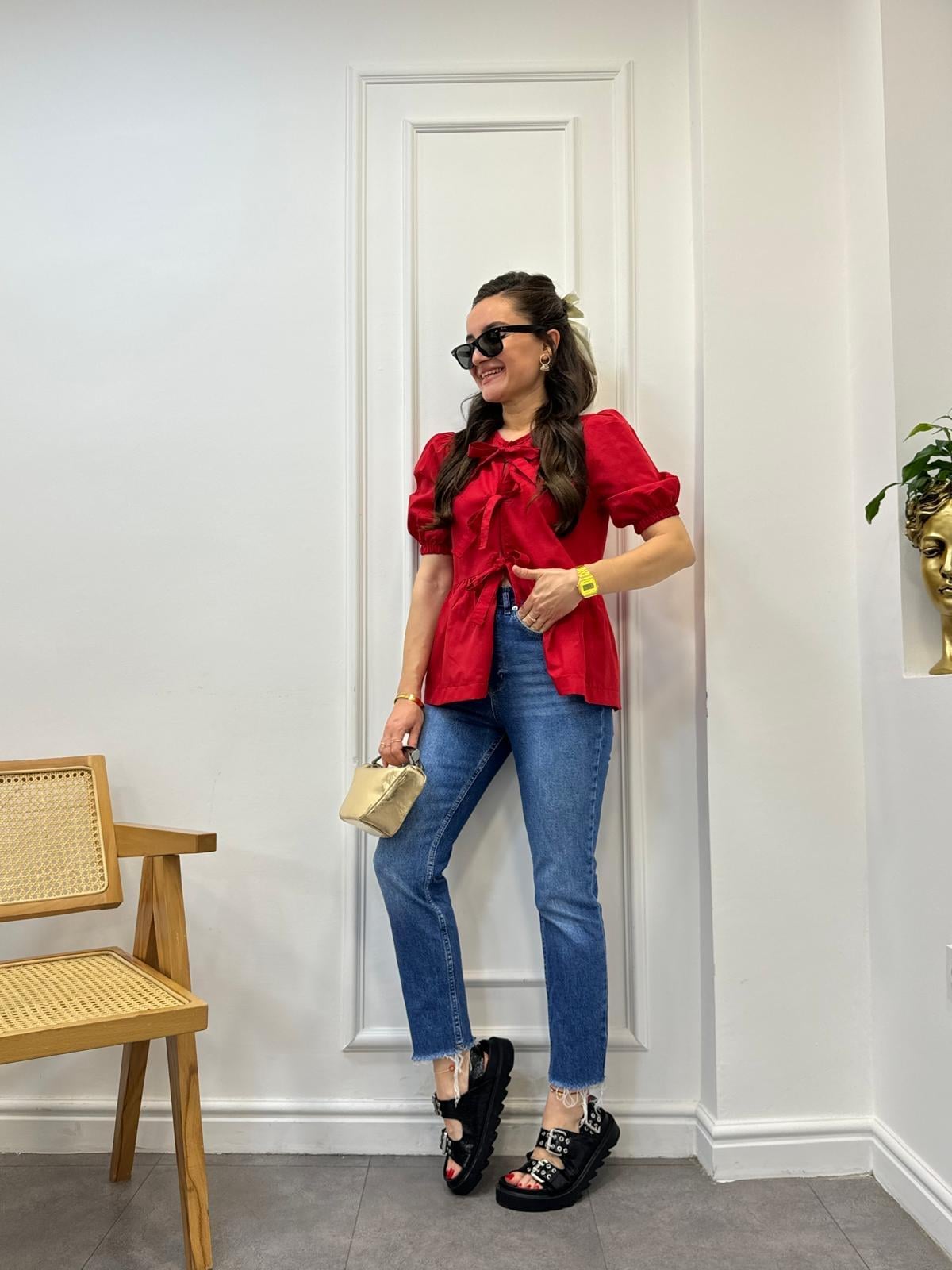 Kırmızı Kurdele Bağlamalı Tasarım Bluz 34639