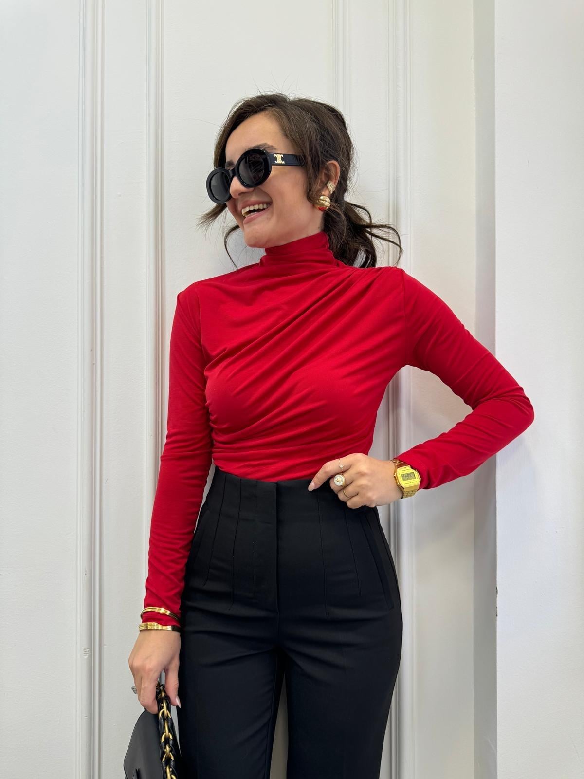 Kırmızı Omuz Drape Detaylı Tasarım Bluz 7043