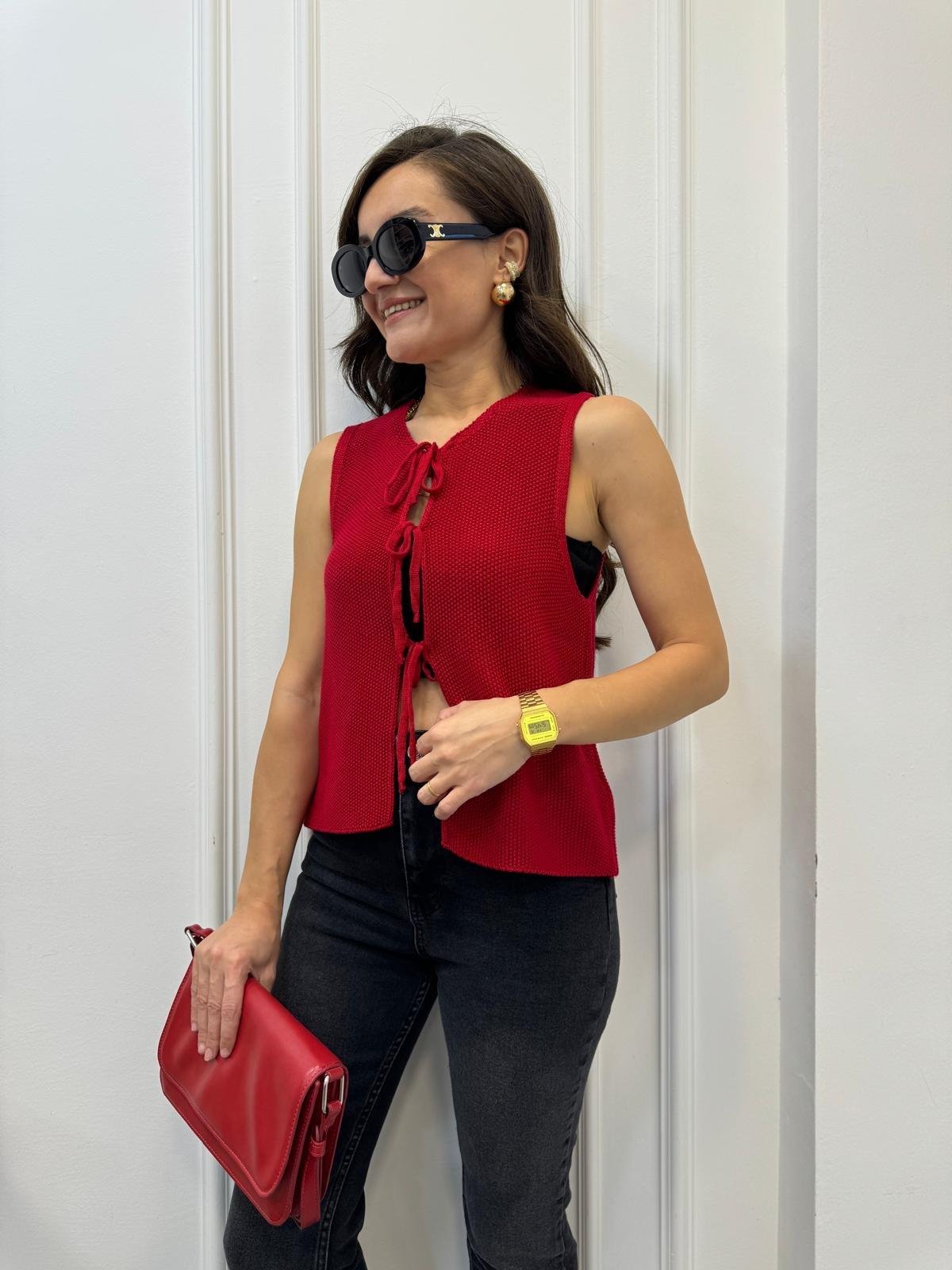 Kırmızı Önden Bağlamalı Triko Bluz 241025