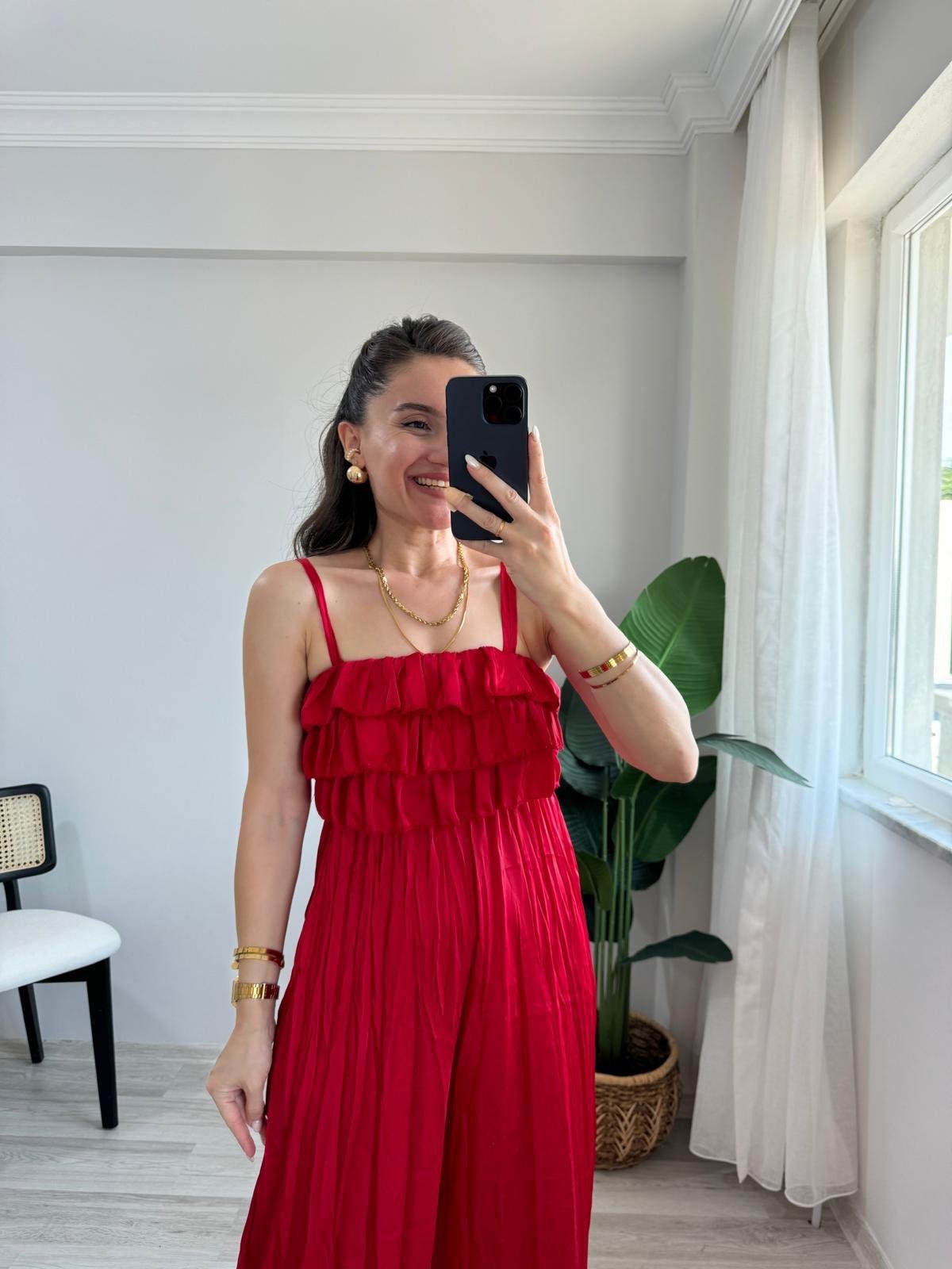 Kırmızı Önü Fırfır Detaylı Saten Tulum 6426