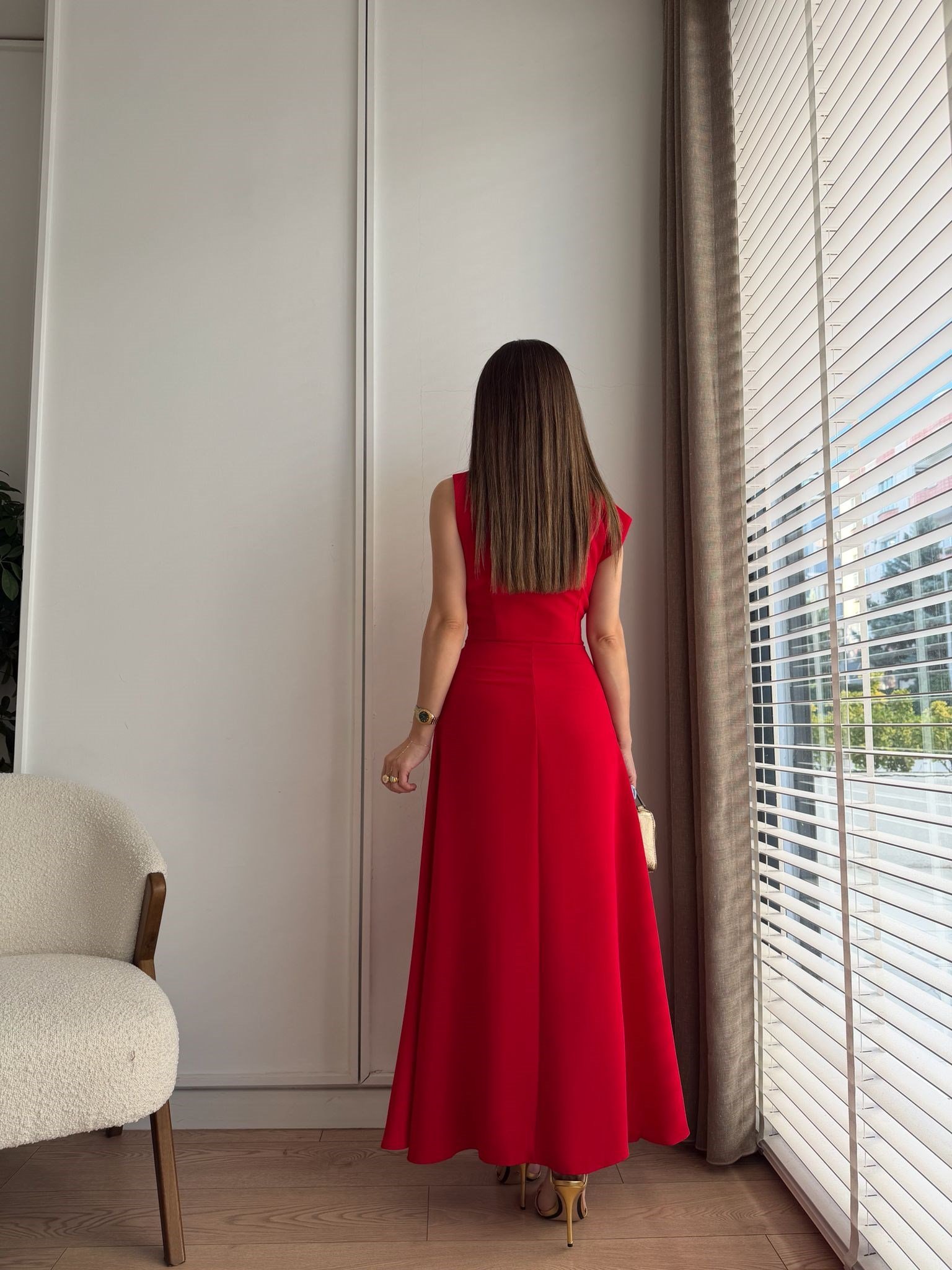 Kırmızı Yaka Detaylı Kuşaklı Elbise 3978