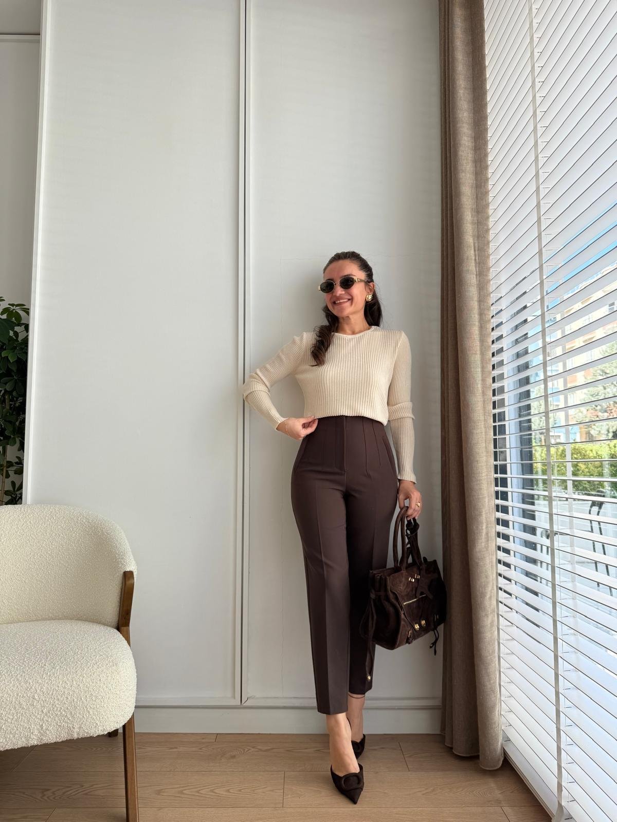Krem Bisiklet Yaka Pul Detaylı Fitilli Bluz 4798