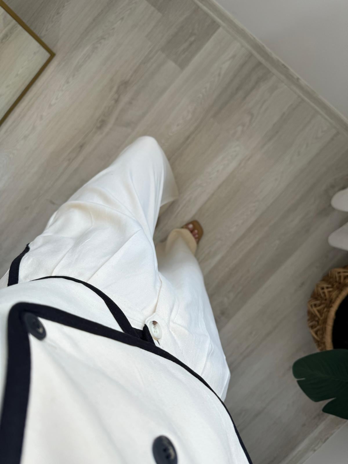 Krem Kruvaze Yaka Şeritli Yelek Pantolon Takım 035