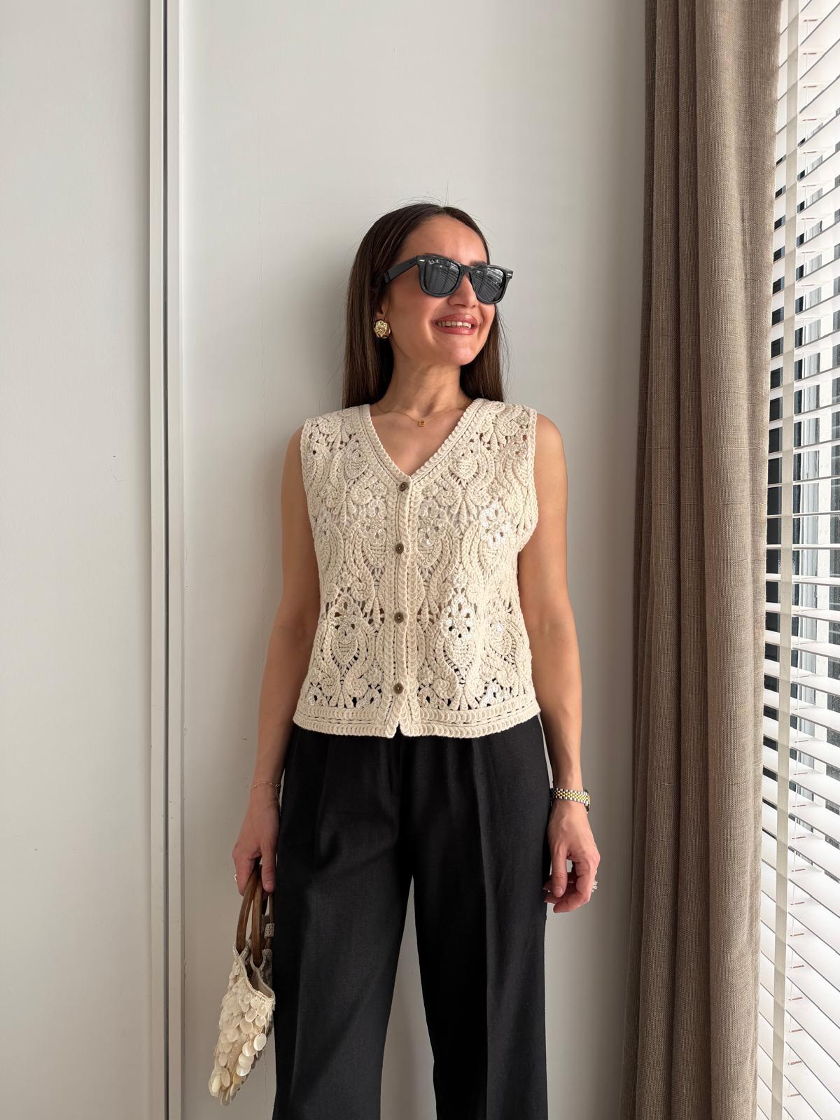 Krem Pul İşlemeli Örme Yelek 39640