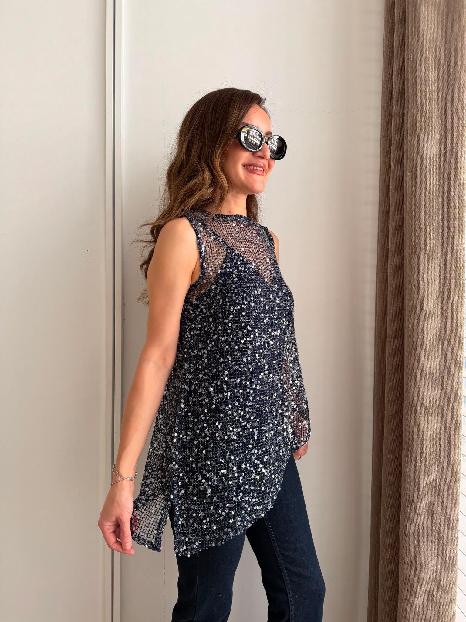 Lacivert Asimetrik Kesim Atletli File Detaylı Pullu Bluz 0087