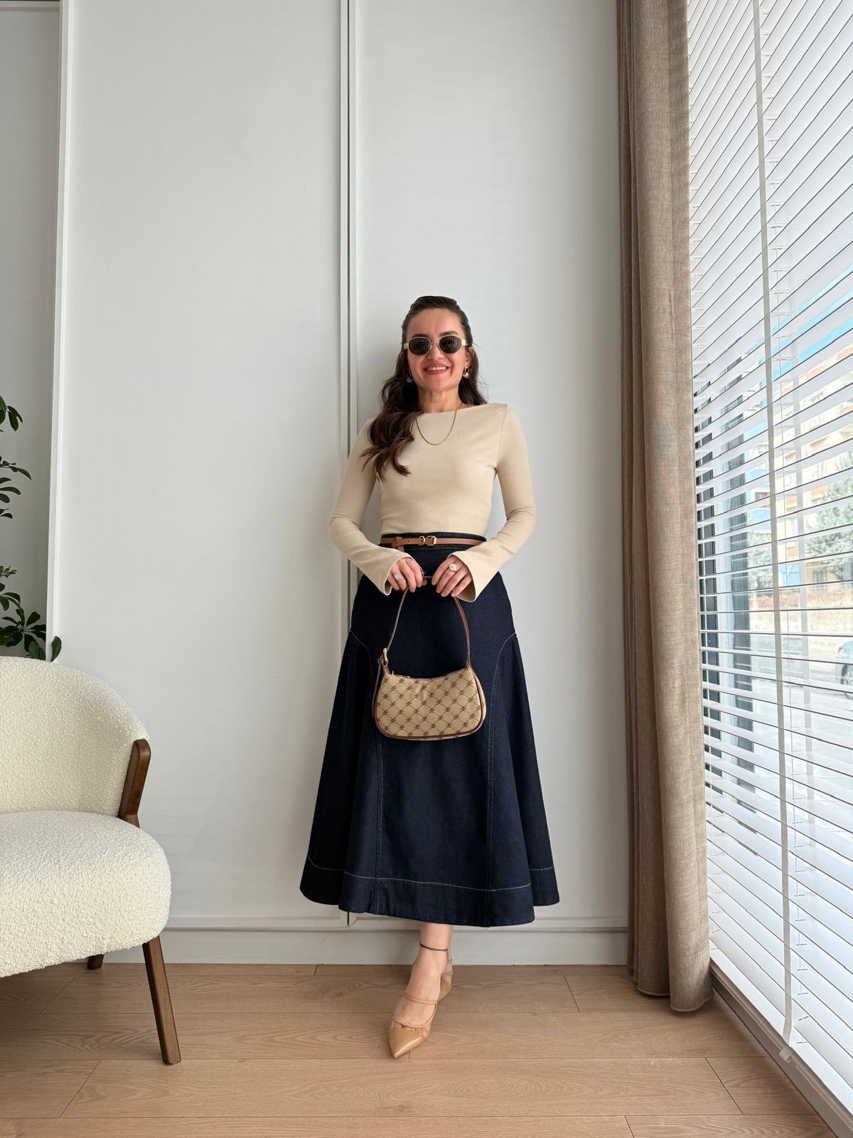 Lacivert Dikiş Detaylı Ön Fermuarlı Denim Etek 0371