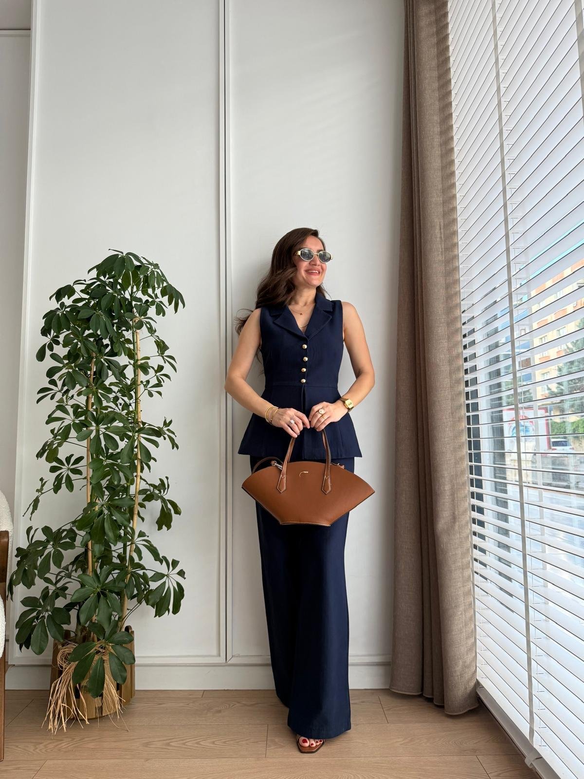 Lacivert Gold Düğmeli Tasarım Yelek Pantolon Takım 9206