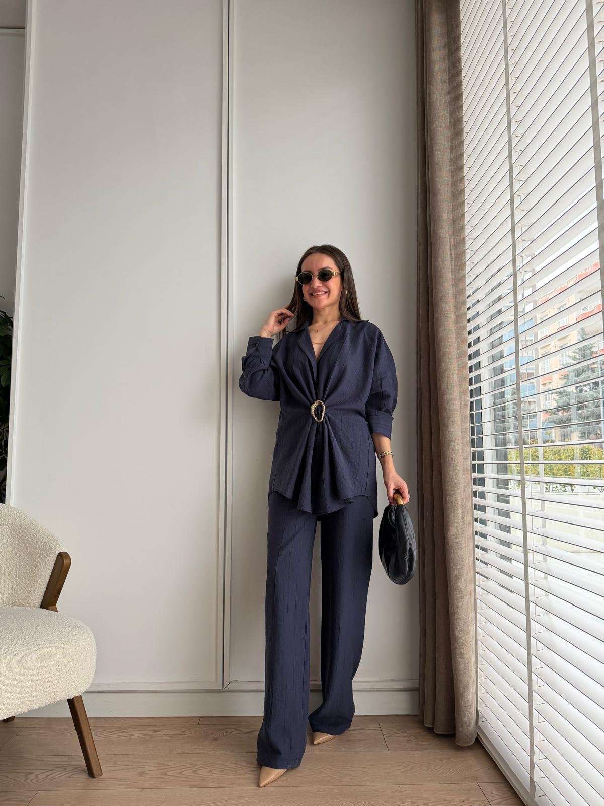 Lacivert Gold Tokalı Gömlek Pantolon Takım 51240