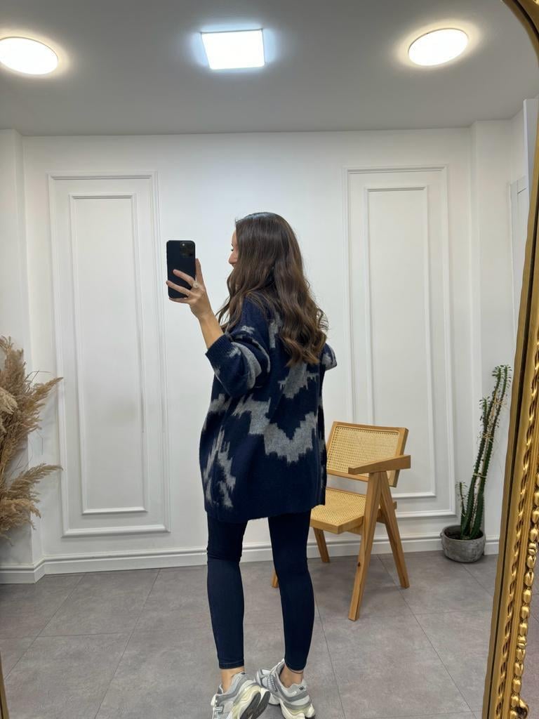 Lacivert Gri Desenli Önü Düğmeli Yumoş Hırka 231049