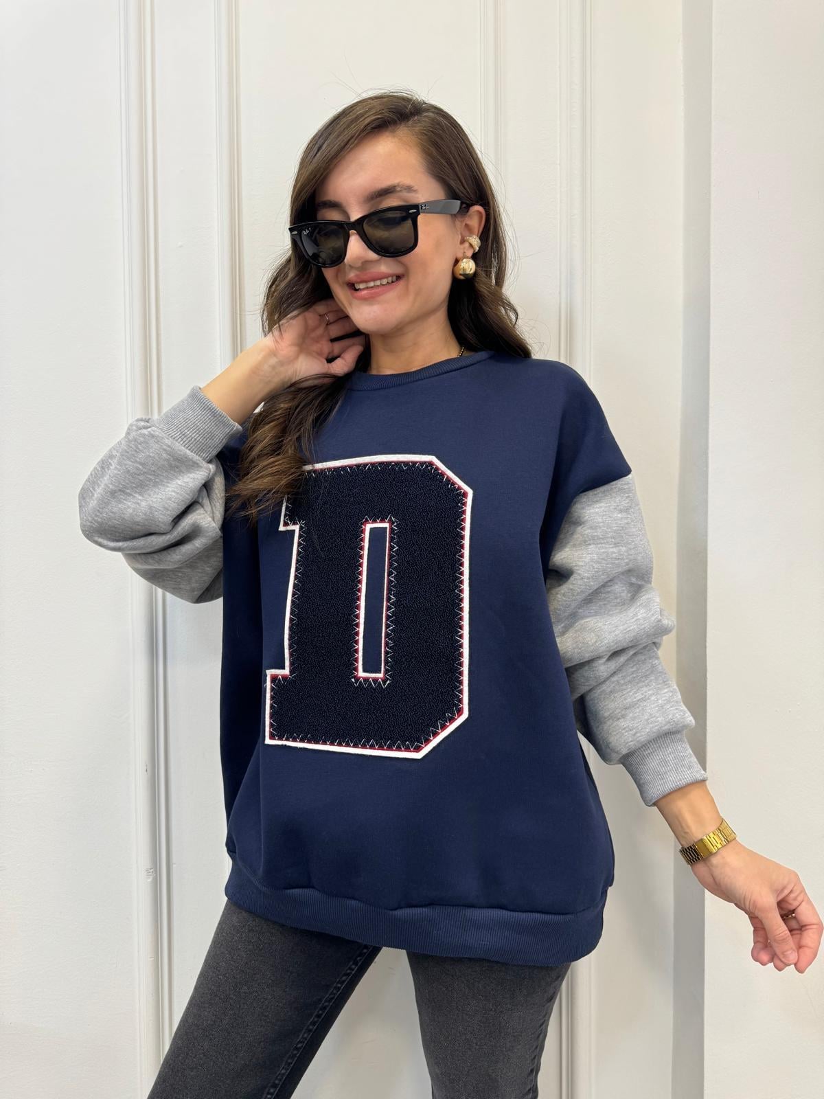 Lacivert Harf İşlemeli Renkli Kol Sweat 580703