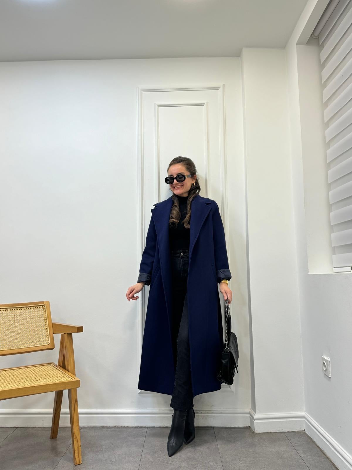 Lacivert Kuşaklı Astarlı Kaban 9350
