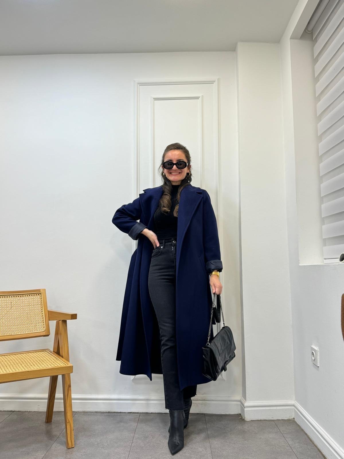 Lacivert Kuşaklı Astarlı Kaban 9350