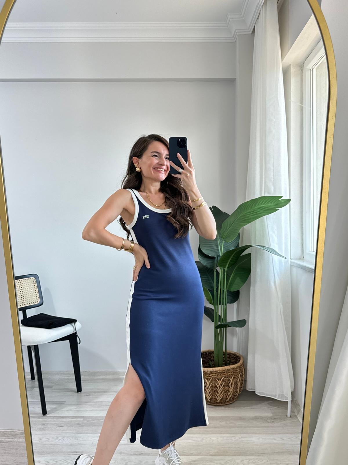 Lacivert Orjinal Marka Yan Şeritli Sıfır Kol Yırtmaçlı Elbise 1601