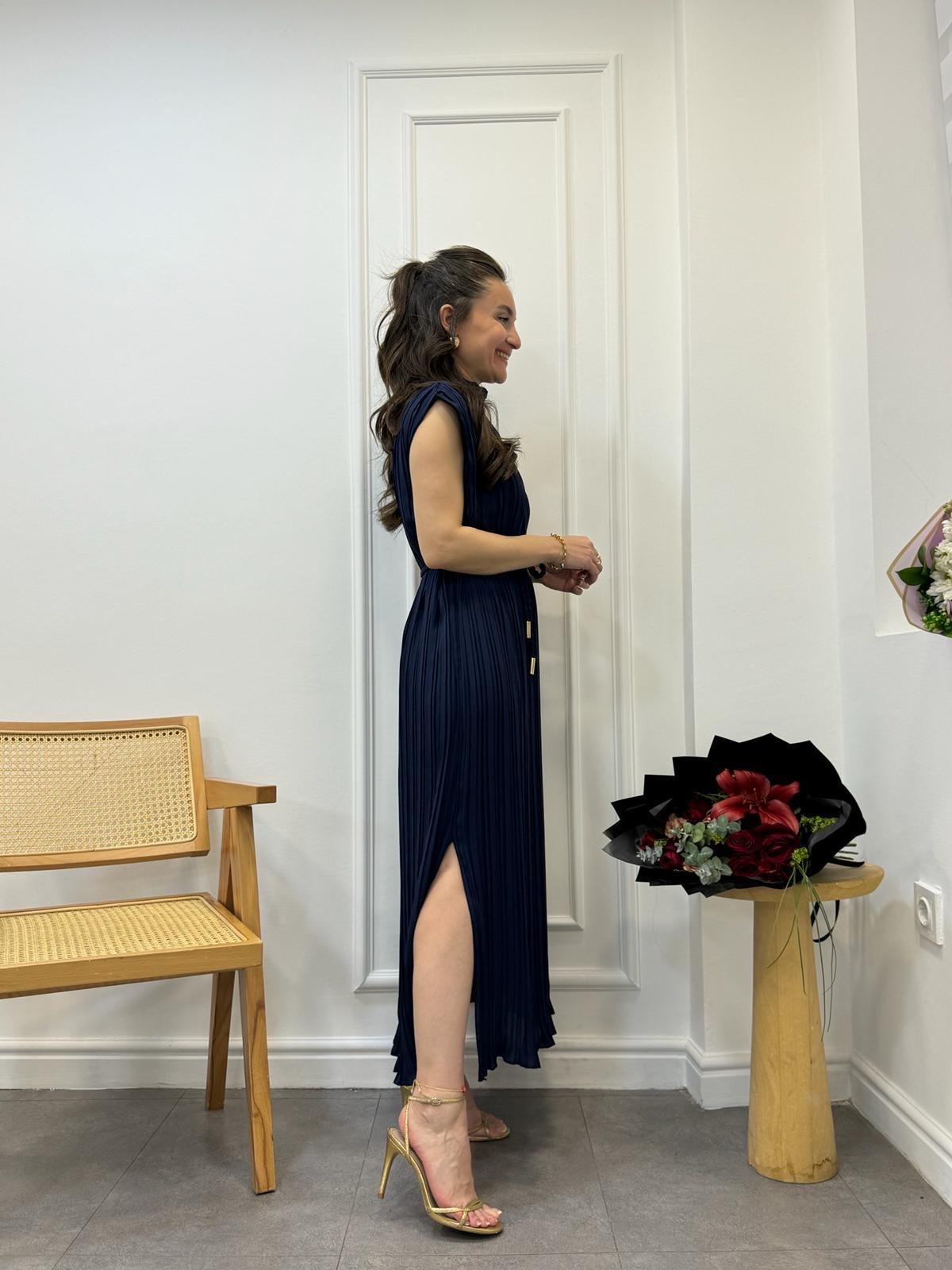 Lacivert Piliseli Örgü Kemerli Şifon Elbise 6146