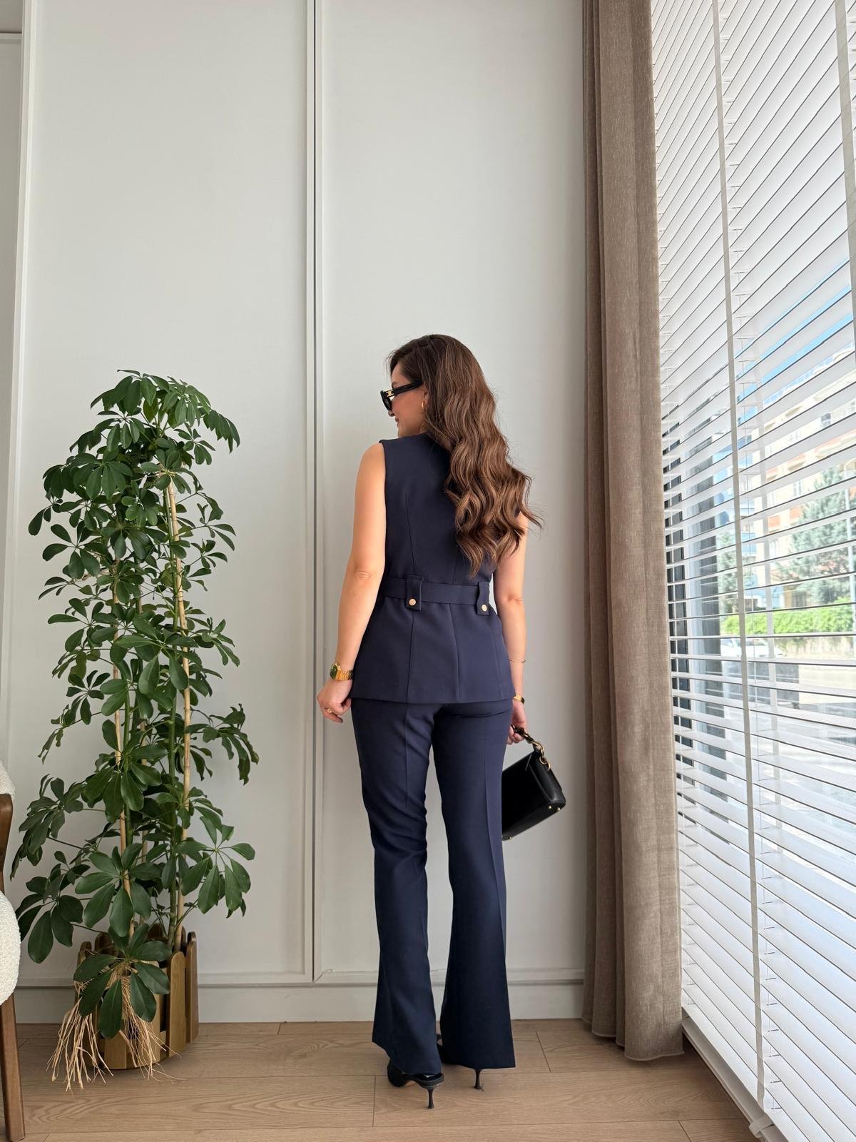 Lacivert Premium Seri Gold Düğme Detaylı Kemerli Yelek Pantolon Takım 0417