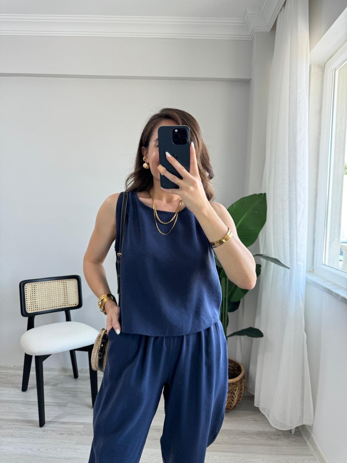 Lacivert Sıfır Kol Bluz Pantolon Takım 3089