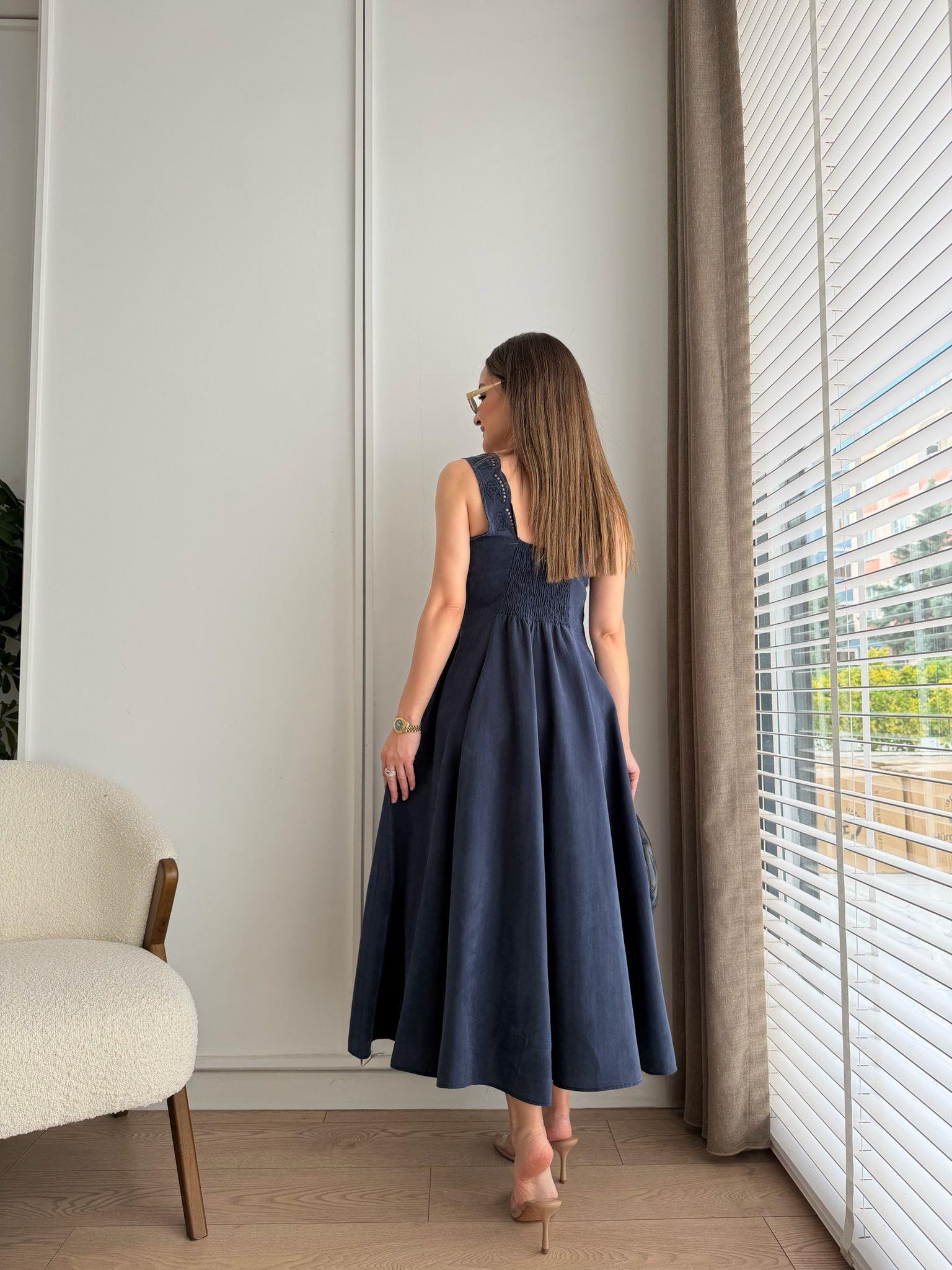 Lacivert Yaka Detaylı Tensel Elbise 0365