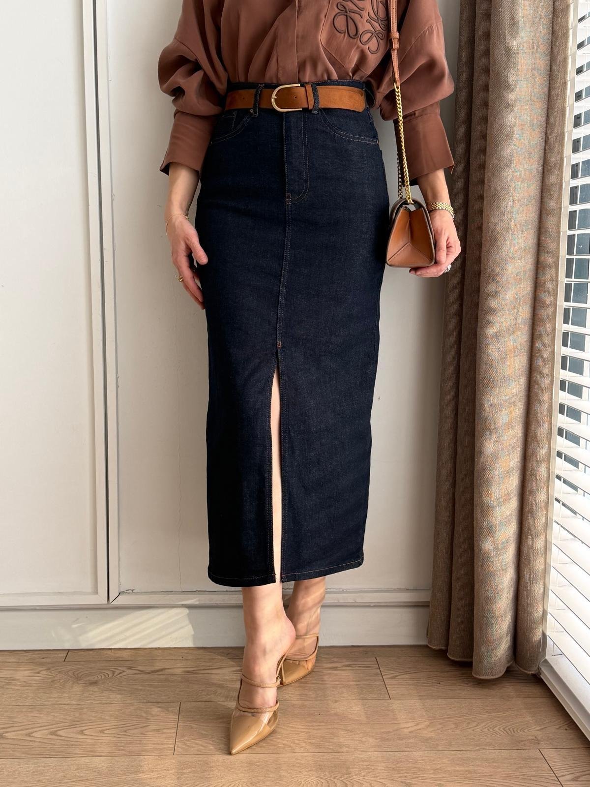 Lacivert Yırtmaç Detaylı Kemerli Denim Etek 0761