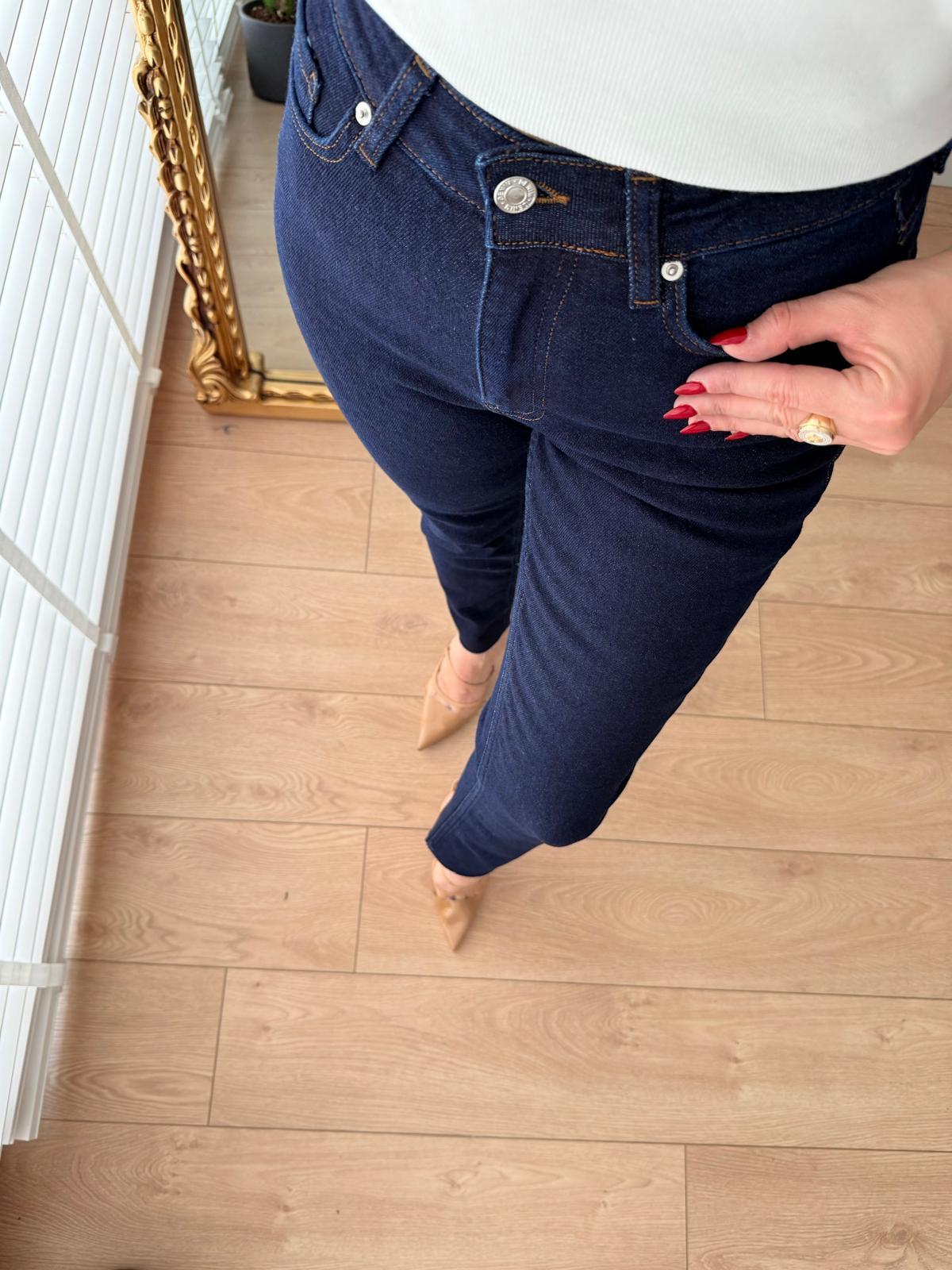 Lacivert Yüksek Bel Full Likralı Paçası Kesik Mom Jean 0764
