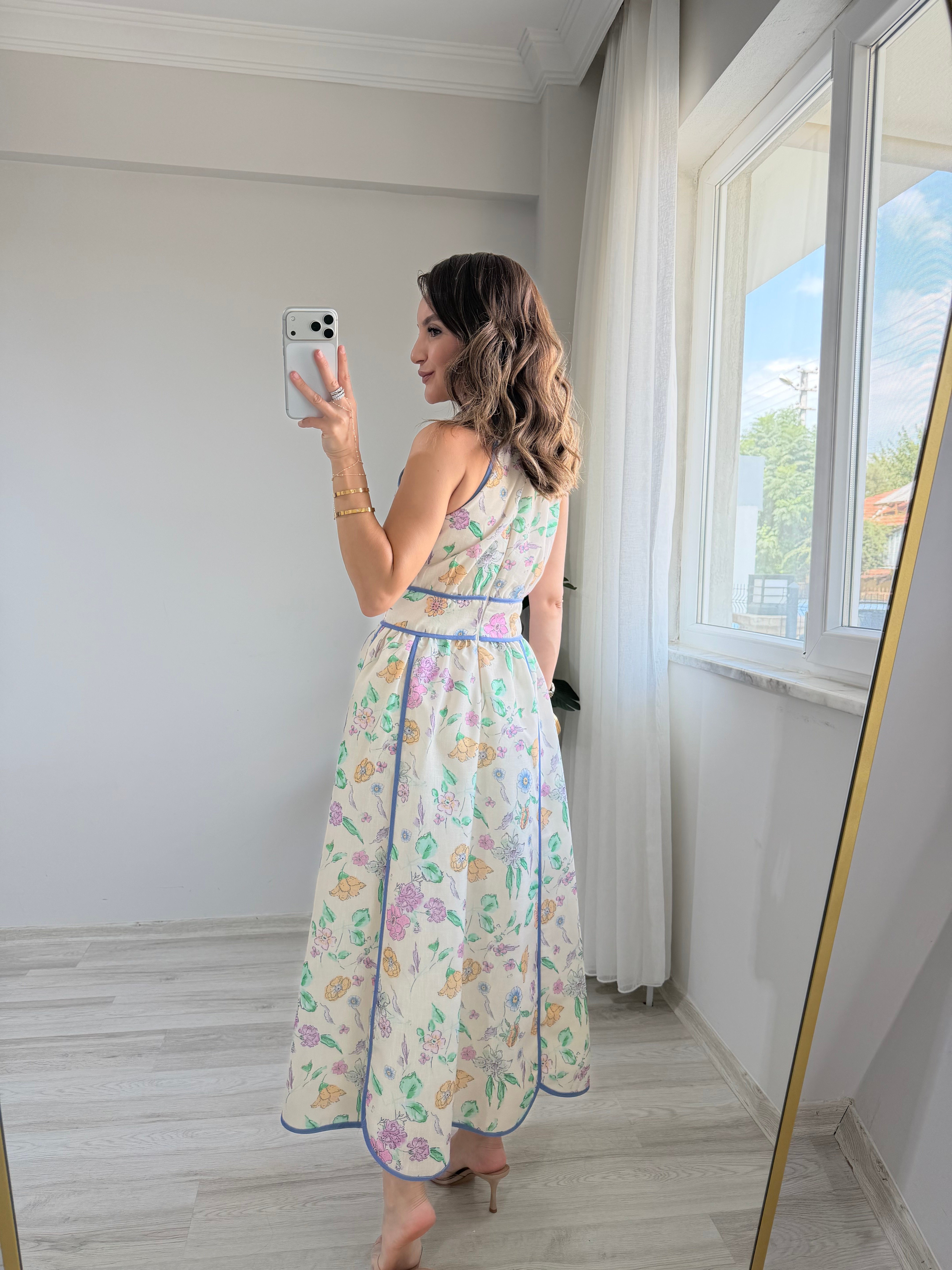 Lila Biyeli Halter Yaka Çiçekli Elbise 3245