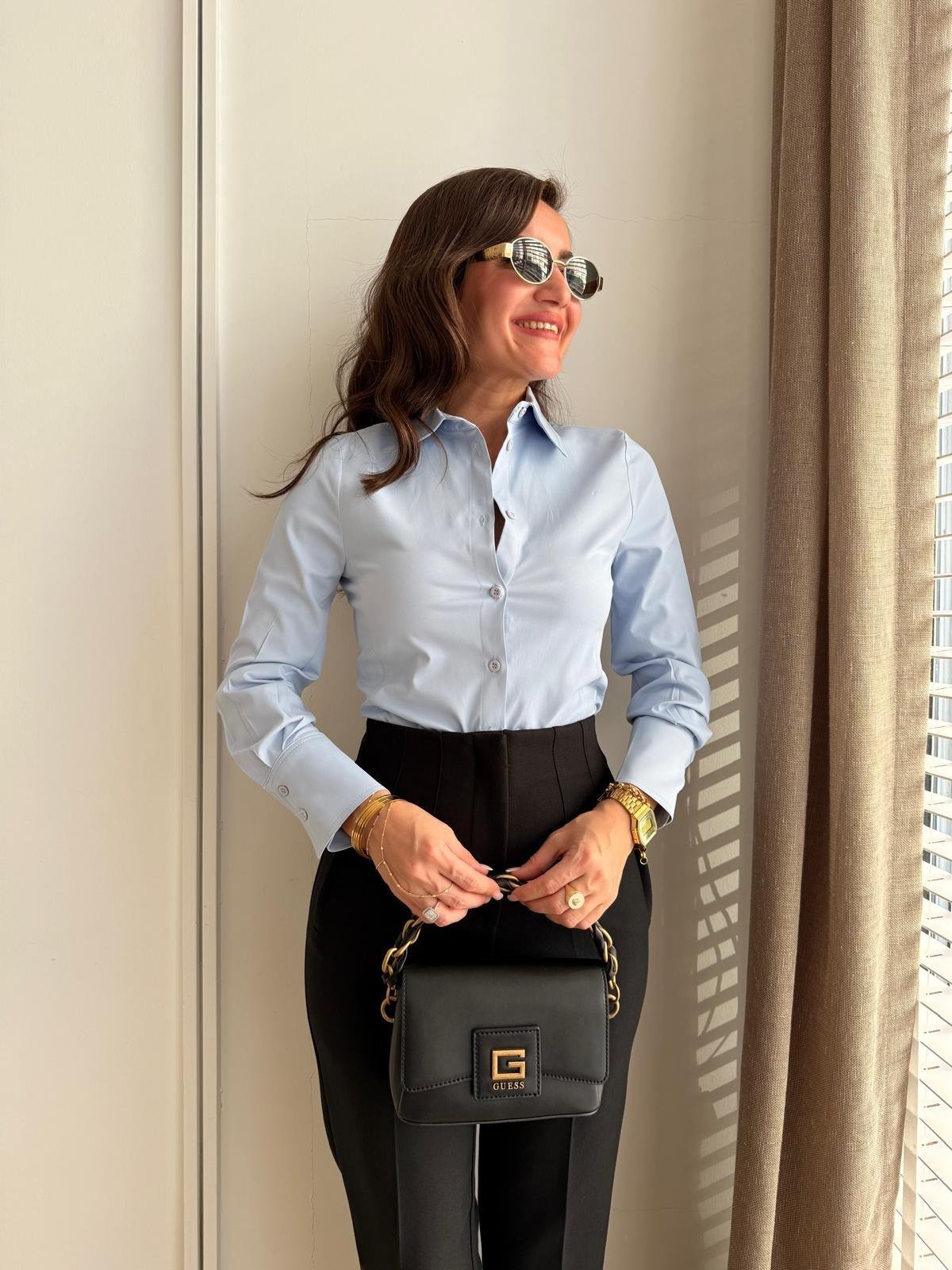 Mavi Kolu Geniş Manşetli Slimfit Gömlek 5142