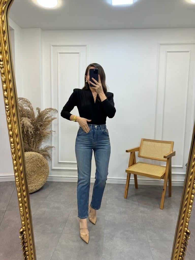 Mavi Taşlama Premium Yüksek Bel Mom Jean 483